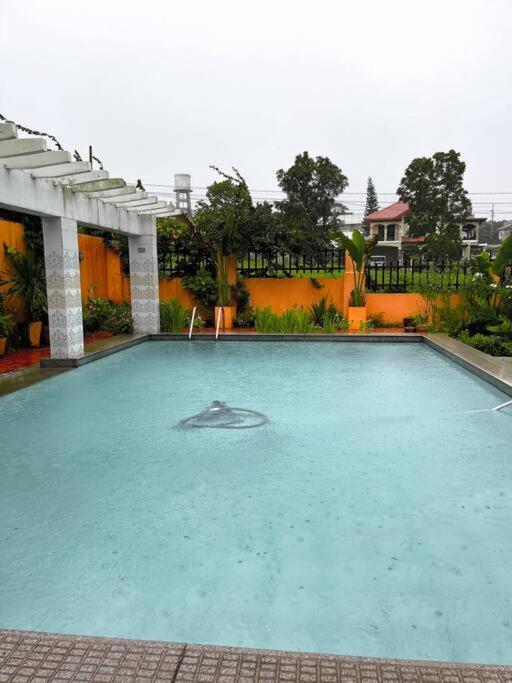 Lovely House In Tagaytay With Pool Villa Tagaytay City Luaran gambar